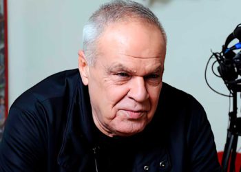 Roni Daniel, uno de los periodistas más destacados de Israel, muere a los 73 años