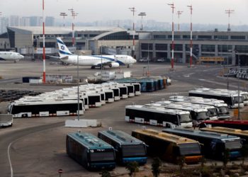 Las aerolíneas de Israel están cada vez más cerca de la fusión comercial