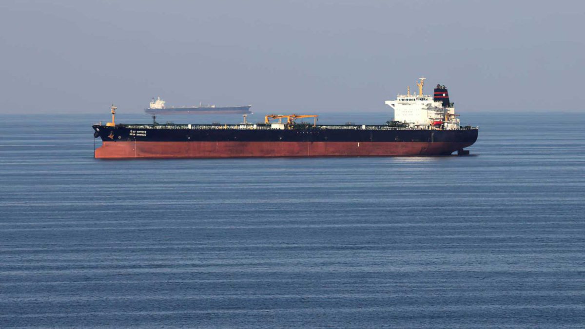 Irán sospechoso de secuestrar un petrolero frente a la costa de los EAU