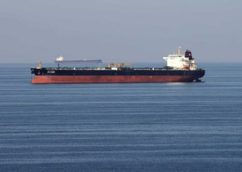 Irán sospechoso de secuestrar un petrolero frente a la costa de los EAU