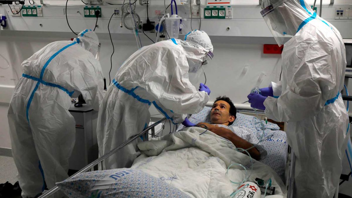 Israel registra casi 10.000 nuevos casos de COVID por segundo día consecutivo