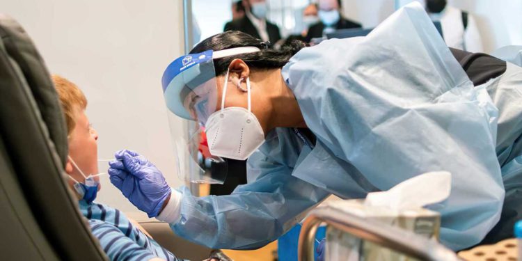 Covid-19 en Israel: Casi 6.000 nuevas infecciones por tercer día consecutivo