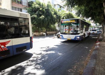 El sistema unidireccional de Dizengoff enfurece a los residentes locales