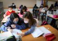 Estudiantes de Israel volverán a las aulas pese al aumento de casos de COVID
