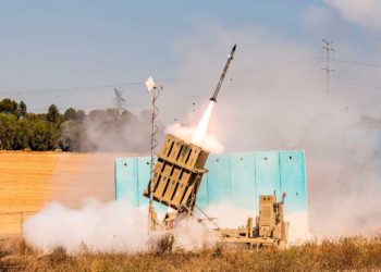 Ejército de EE.UU. dispara el primer interceptor de la Cúpula de Hierro durante una prueba