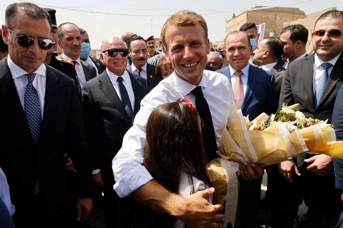 Macron recorre ciudades del norte de Irak devastadas por la guerra contra ISIS