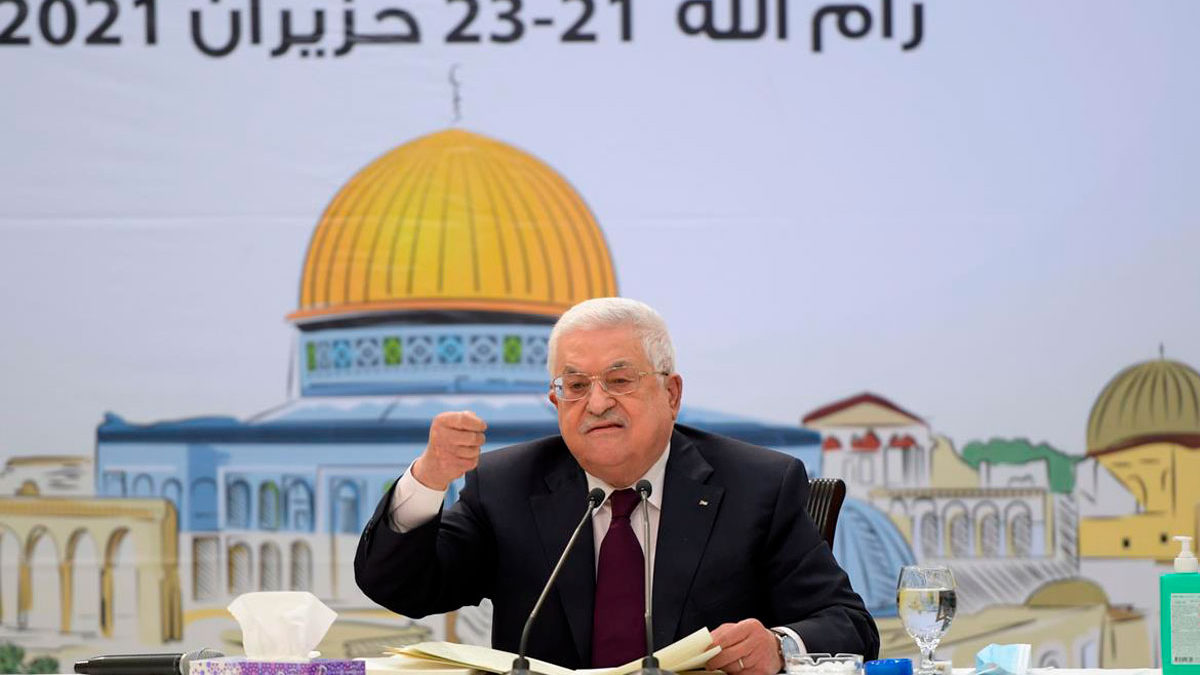 Terroristas de Gaza condenan a Abbas por reunirse con el ministro israelí Benny Gantz