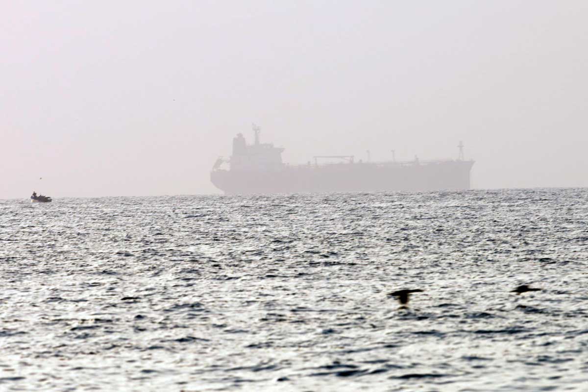 Secuestradores abandonan el barco en el Golfo de Omán