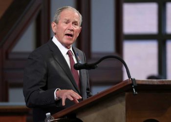 El ex presidente Bush expresa su “profunda tristeza” por la situación afgana