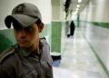 Hackers publican imágenes de los abusos dentro de una cárcel de presos políticos en Irán