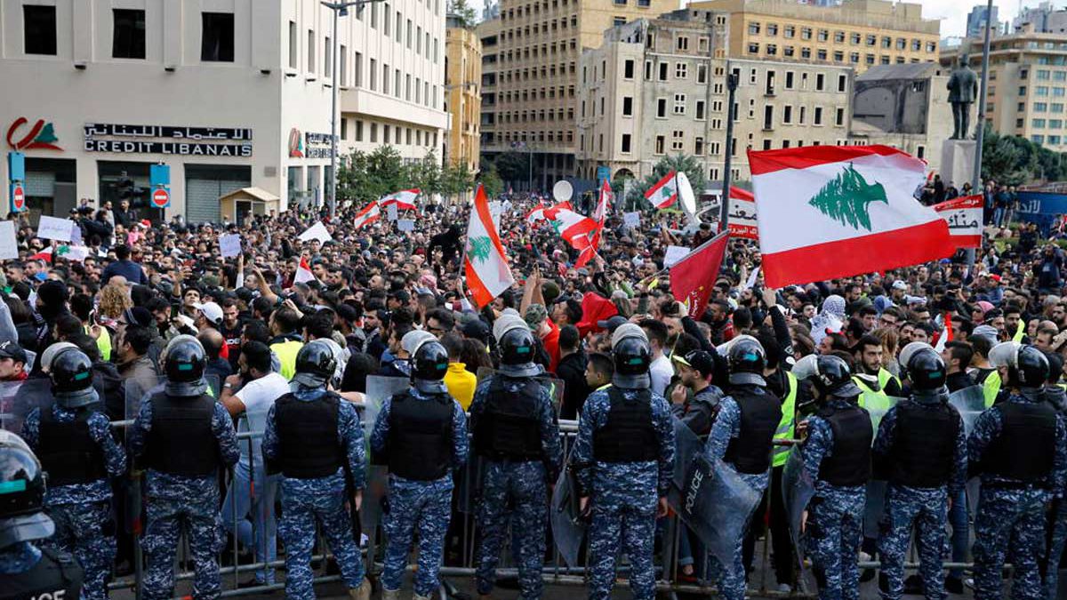 Libaneses protestaron contra Irán y Hezbolá en el aniversario de la explosión en Beirut