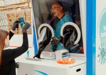 Israel abrirá centros de pruebas rápidas de COVID en todo el país el domingo