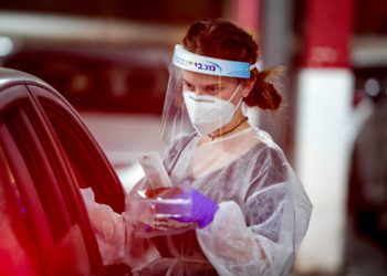 Covid-19 en Israel: La tasa de positividad alcanza la cifra más alta desde febrero