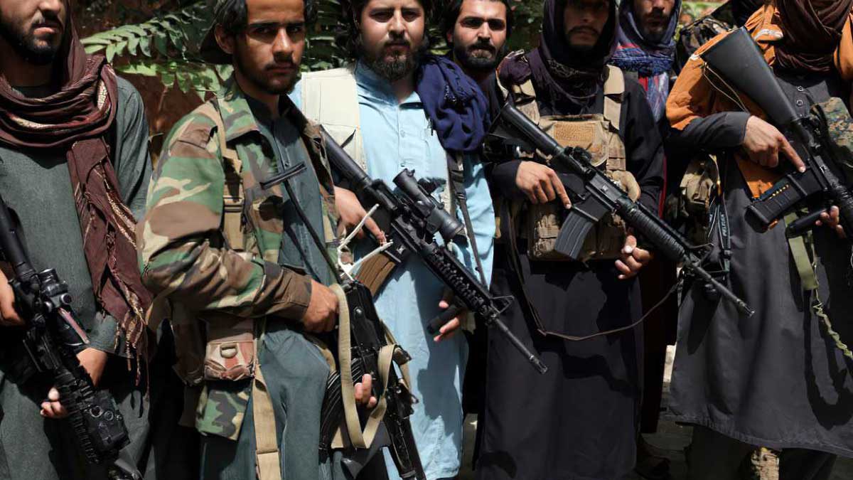 EE.UU. aprueba la ayuda a Afganistán pese a las sanciones contra los talibanes