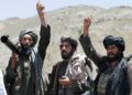 Los talibanes ejecutan a civiles y reprimen a mujeres: Millones de afganos temen por sus vidas