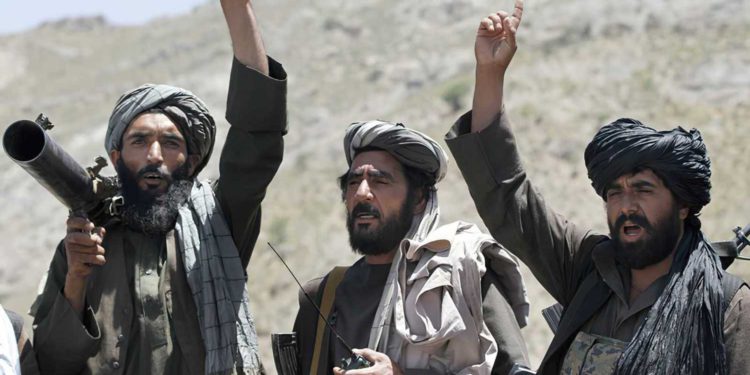 El mundo reacciona a la toma de poder de los talibanes en Afganistán