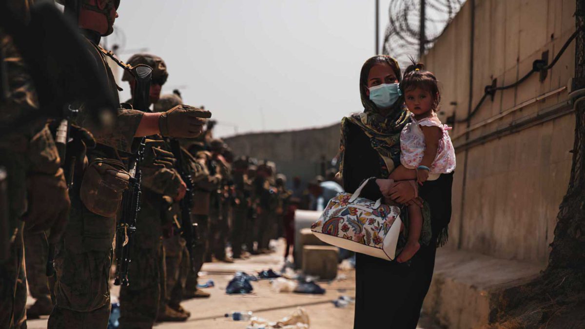 Afganistán enfrenta una crisis humanitaria a medida que se acercar la fecha límite de evacuación