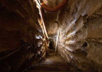 Hezbolá tiene una red de túneles de cientos de kilómetros a través de Líbano