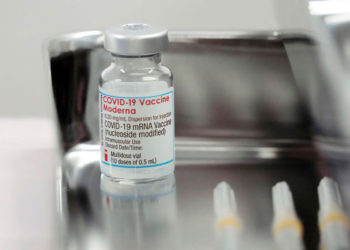 Covid-19: Japón suspende 1.63 millones de vacunas de Moderna por contaminación