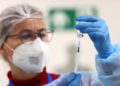 Enfermera alemana vacunó a 8.600 personas con solución salina