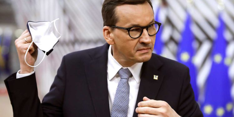 Polonia rechaza "indignada" la acusación de Israel de que la ley de restitución es antisemita