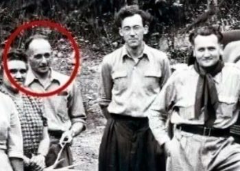 Eichmann fue atrapado por el Mossad tras el aviso de un compañero de trabajo alemán, según un informe