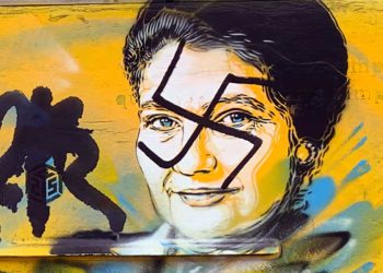 Esvásticas pintadas en el monumento a la superviviente del Holocausto Simone Veil en Francia
