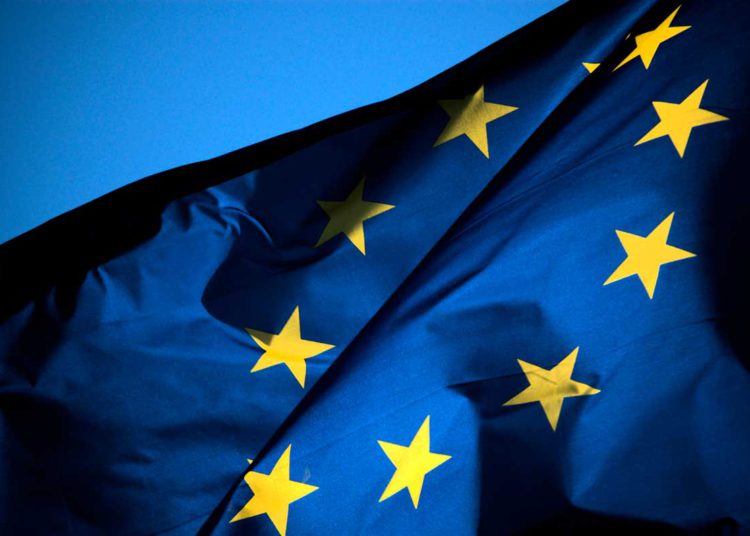 La UE promete responder con “firmeza” al reconocimiento de los separatistas ucranianos por parte de Putin