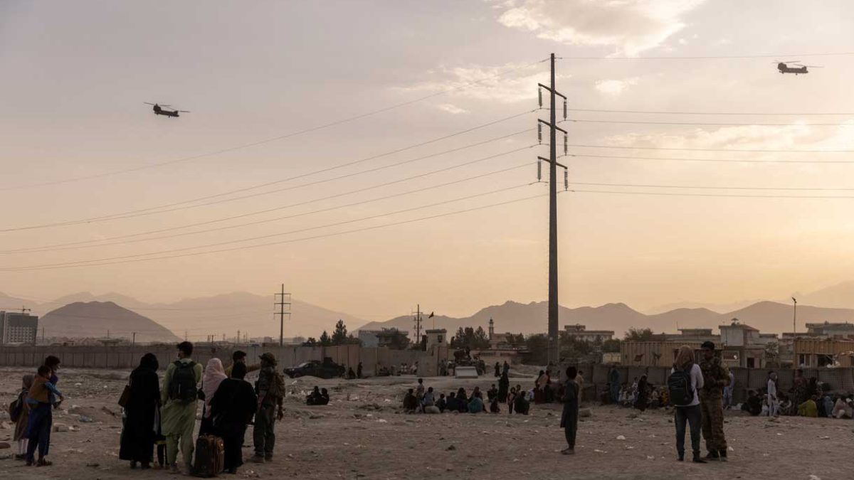 EE. UU. envía helicóptero a un barrio de Kabul para sacar a los estadounidenses atrapados