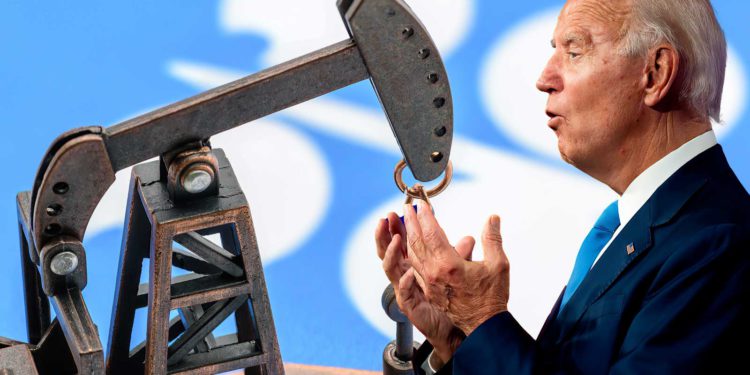 Biden destroza la industria energética de EE. UU. y luego pide petróleo a la OPEP