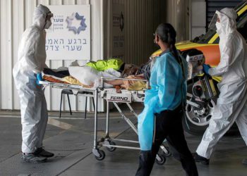 Covid en Israel: Mujer de 52 años hospitalizada grave después de la tercera dosis de la vacuna