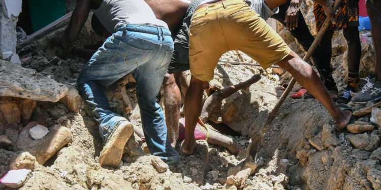 Terremoto de Haití: El número de muertos asciende a 724, al menos 2.800 heridos