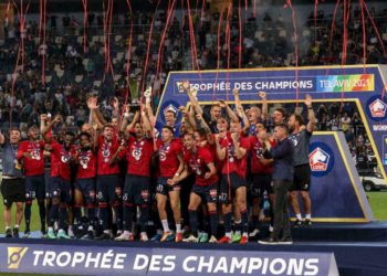 Israel recibe el arranque de la liga francesa de fútbol: El Lille gana al PSG