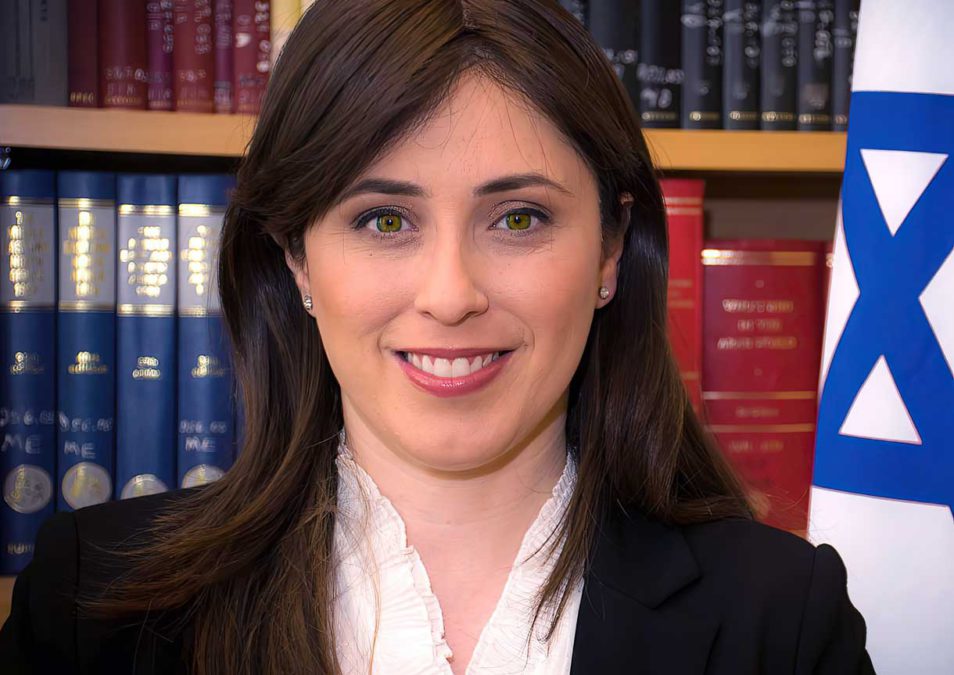 Tzipi Hotovely seguirá siendo embajadora en el Reino Unido durante 2 años