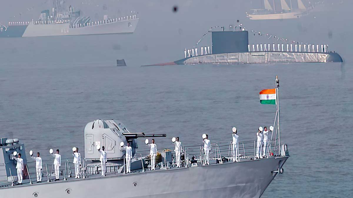 India despliega buques de guerra en el Mar de China Meridional