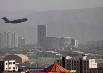 Estados Unidos, Qatar y Turquía discuten sobre la gestión del aeropuerto de Kabul