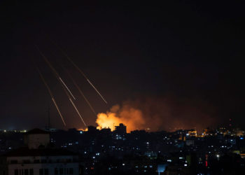 Israel realiza ataques aéreos en Gaza tras el segundo ataque con cohetes en 24 horas