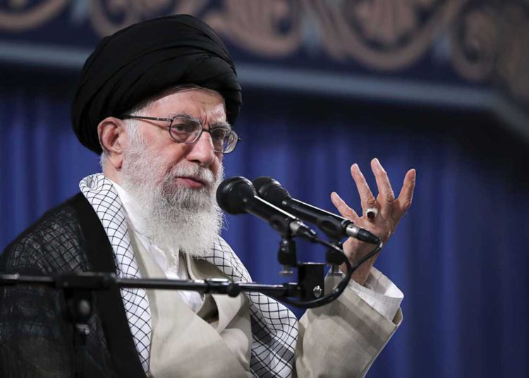 Informe: La salud del líder supremo de Irán se deteriora