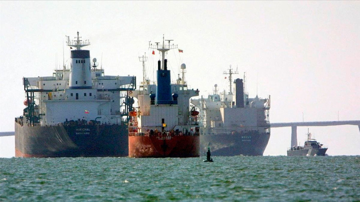 Irán dice que dos buques de la Armada han regresado de un viaje mundial “sin precedentes”