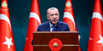 Turquía critica a la administración de Biden por “apoyar a terroristas”