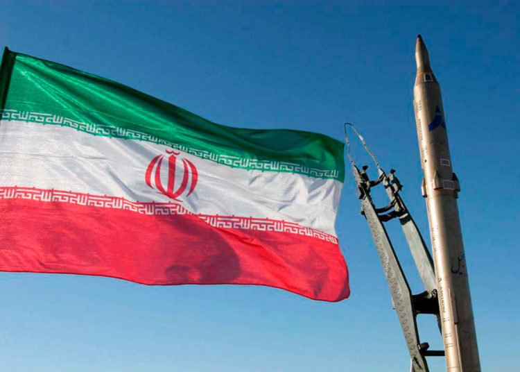 Irán tendrá suficiente uranio para una bomba nuclear en un mes – Informe