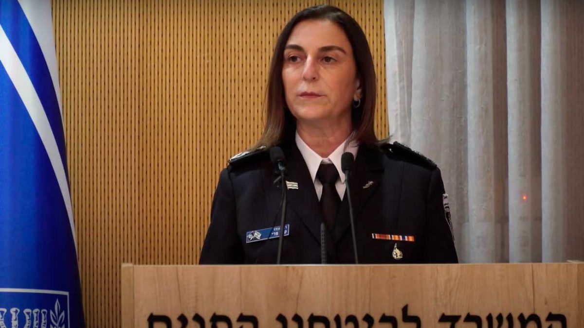 La jefa del Servicio de Prisiones de Israel rechaza los pedidos de renuncia tras la fuga de seis terroristas