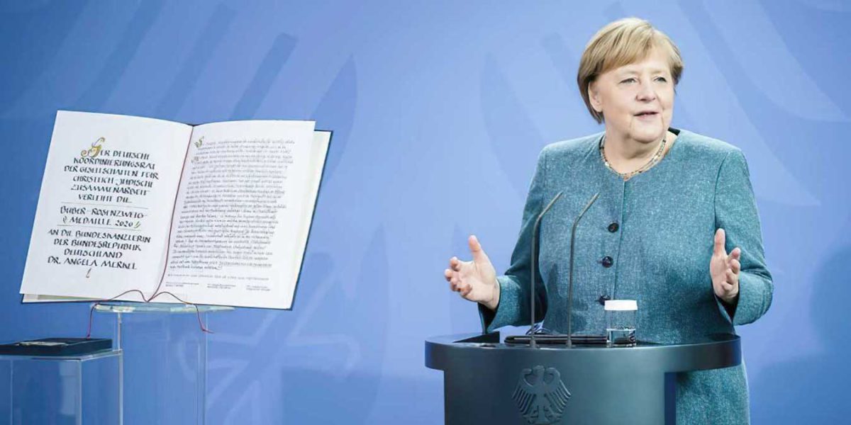 Angela Merkel es premiada por su “firme” labor en la lucha contra el antisemitismo