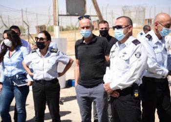 El ministro de Seguridad israelí busca formar una comisión para investigar la fuga de presos
