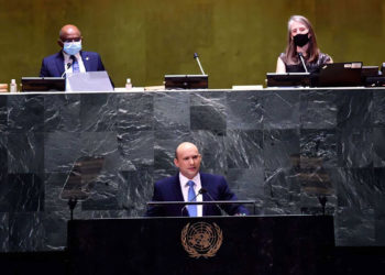 Bennett mintió en la ONU sobre el éxito de Israel contra el COVID
