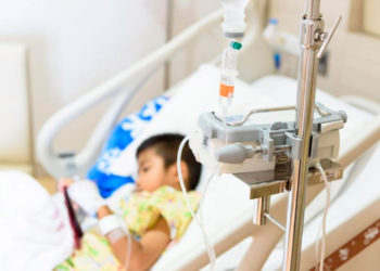Dos niños israelíes hospitalizados por casos graves de COVID