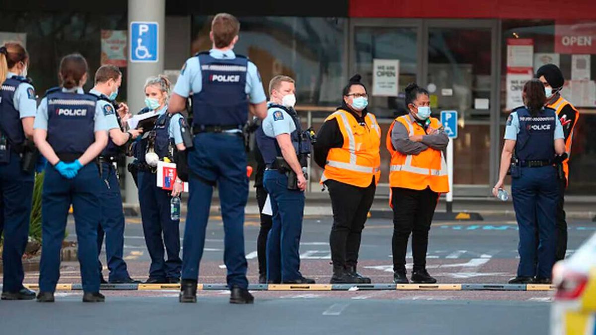 Nueva Zelanda: Ataque terrorista “inspirado en ISIS” deja al menos 6 heridos