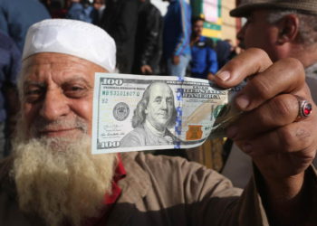 Qatar planea reanudar la financiación a Gaza con un nuevo método que implica a Abbas y a la ONU