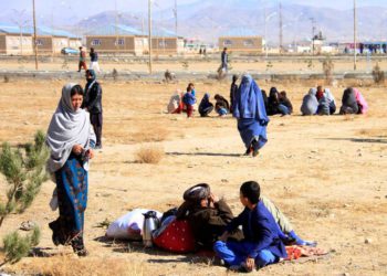 Los aliados de Rusia en Asia Central se niegan a acoger refugiados afganos