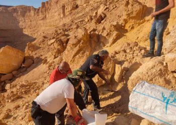 Excursionistas encuentran restos humanos en el desierto de Negev